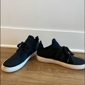 Steve Madden Sneakers